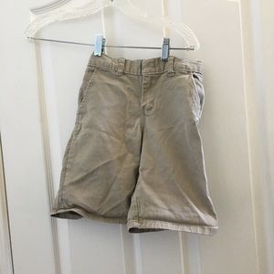 FINAL CLEARANCE 
Boys dickies shorts 10